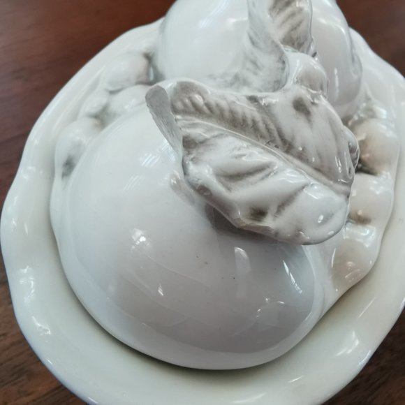 Bella Casa Ganz 3D Ceramic Fall Fruit Sugar Creamer and Shakers - Picture 16 of 16